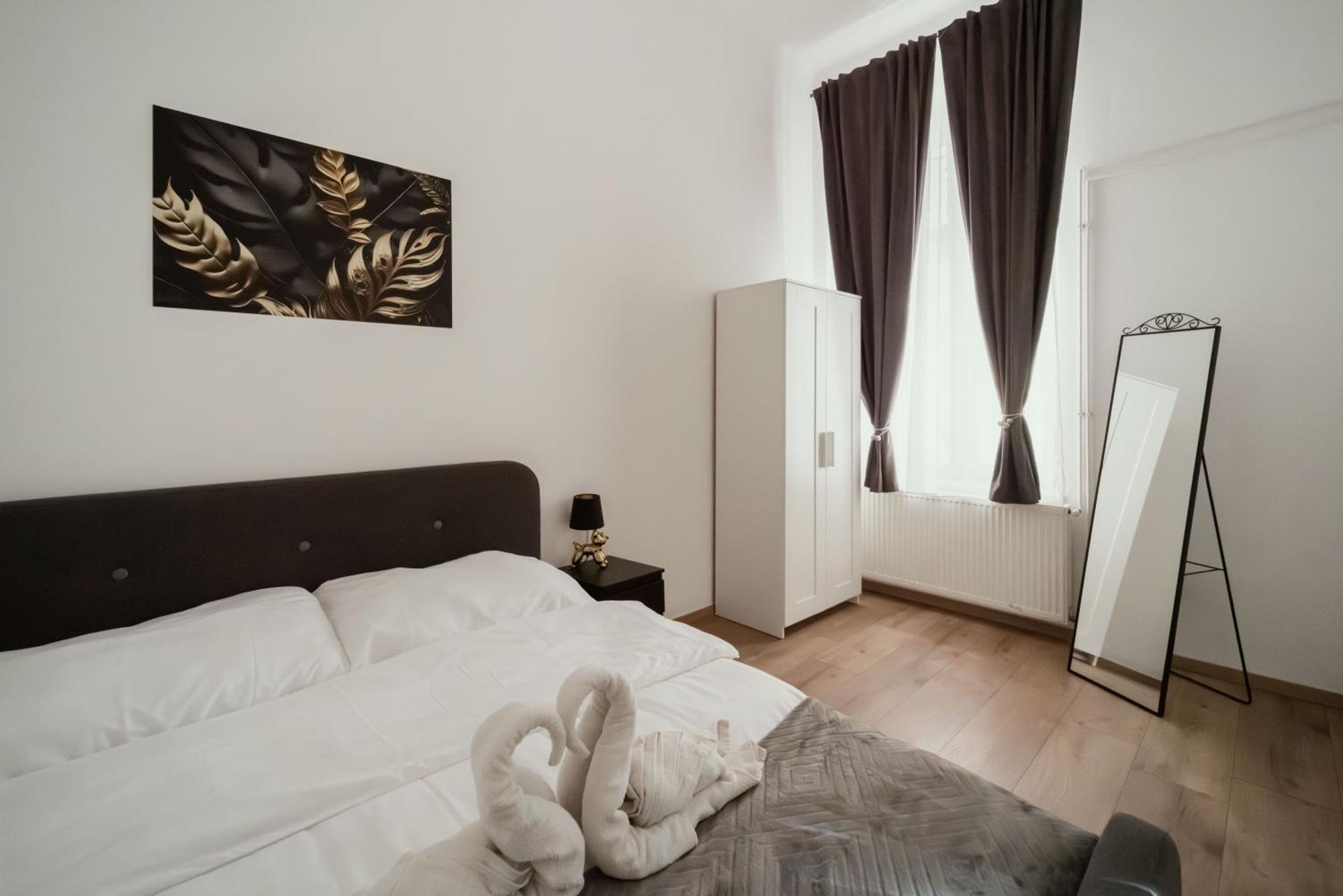 Modelia Apartment At Gellert Square Budapest Eksteriør billede