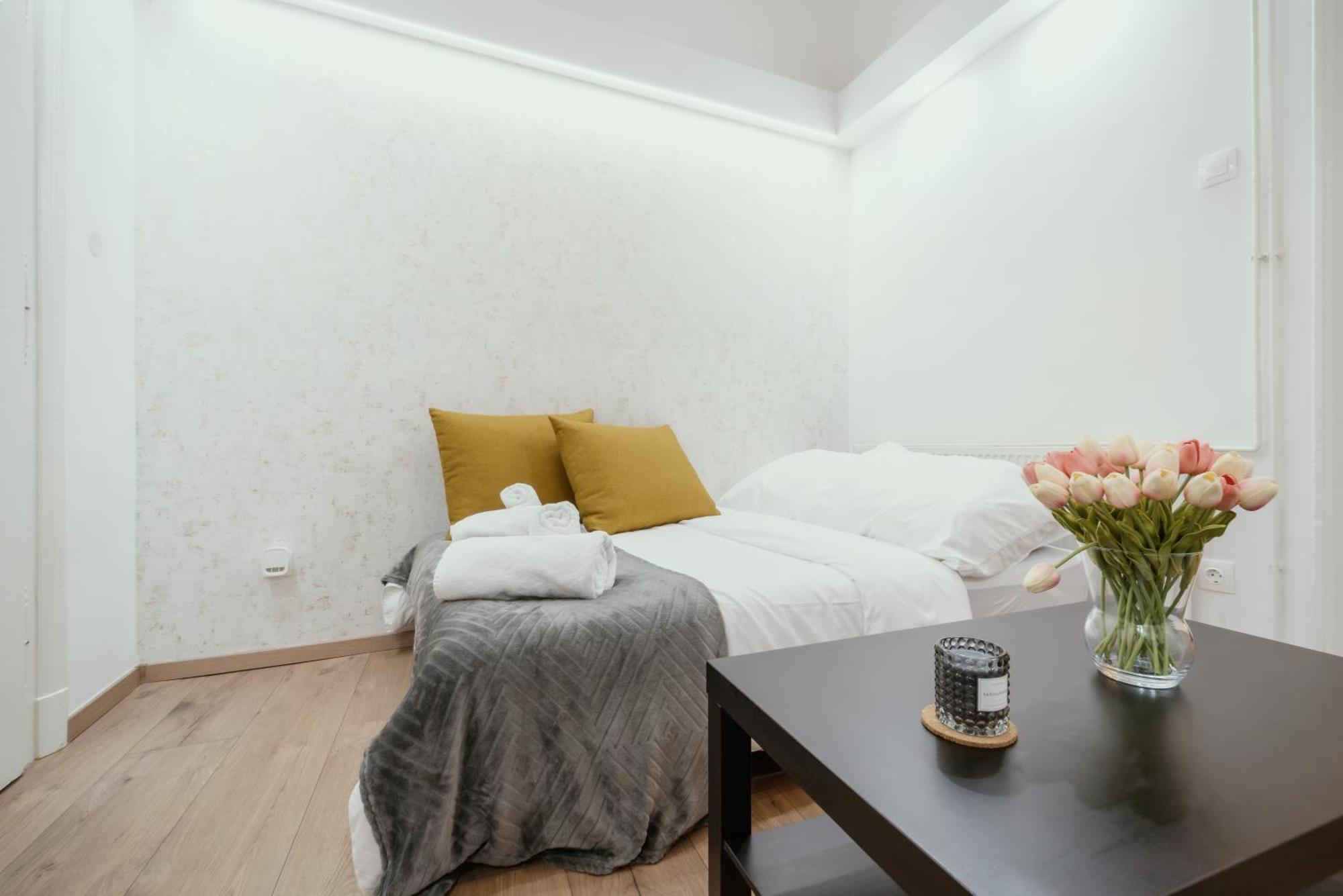 Modelia Apartment At Gellert Square Budapest Eksteriør billede