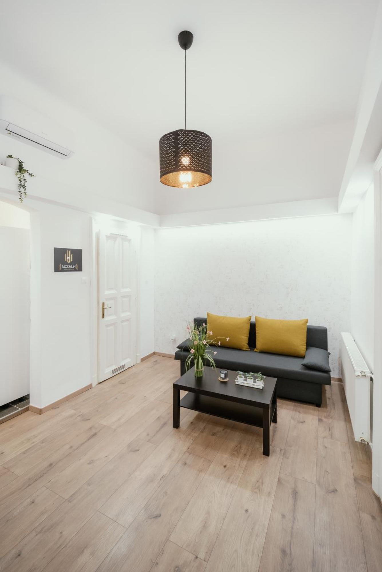 Modelia Apartment At Gellert Square Budapest Eksteriør billede